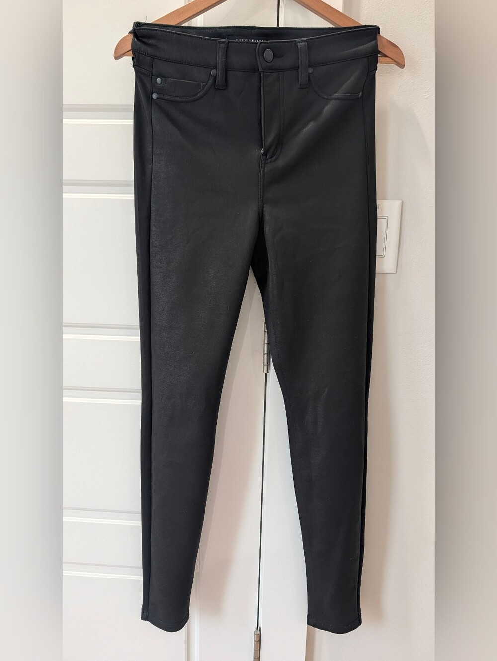 Women’s Skinny Black Pleather Pants